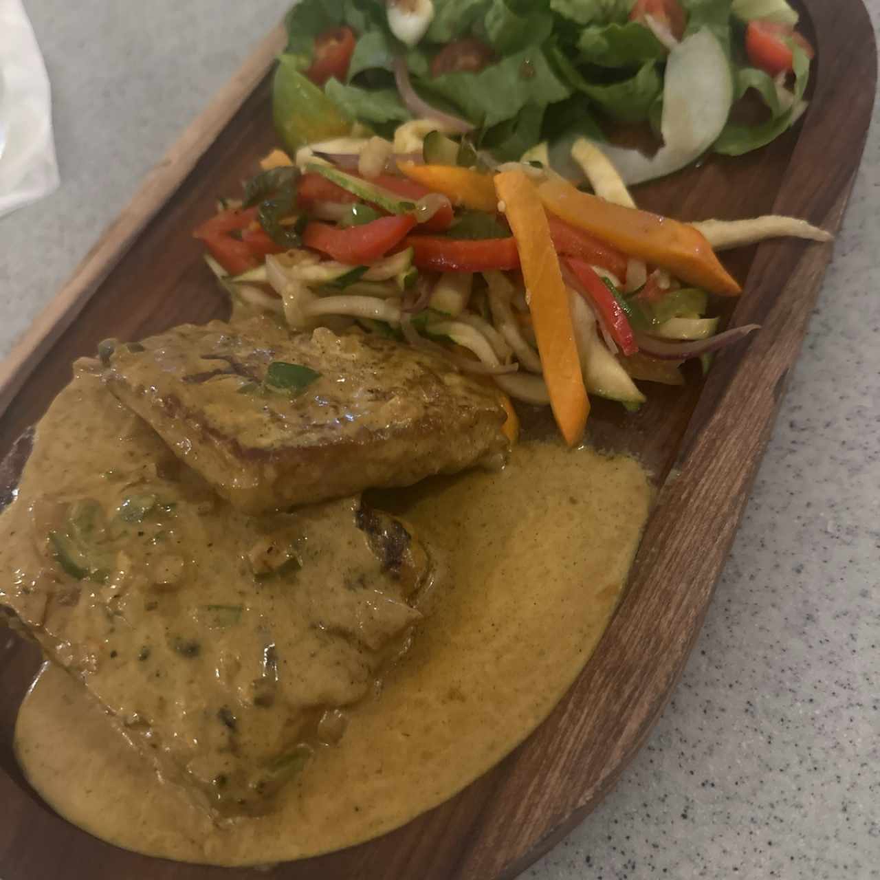 Filete de corvina al curry