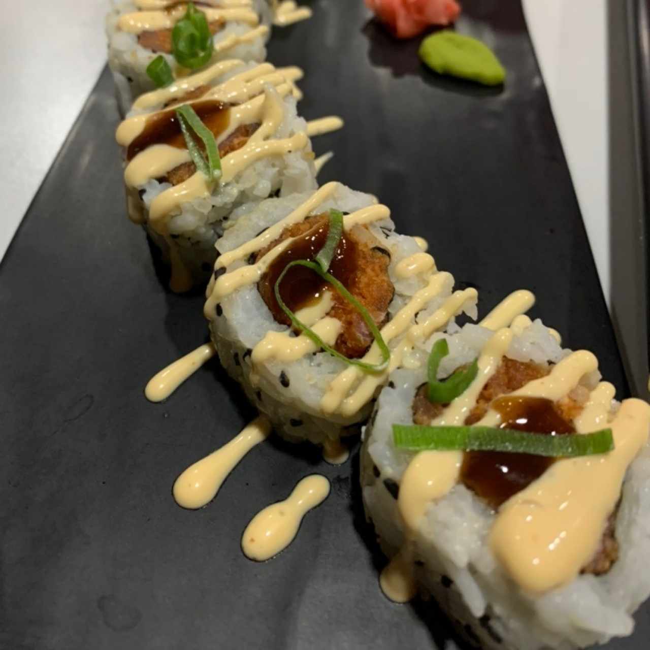 Spicy tuna roll