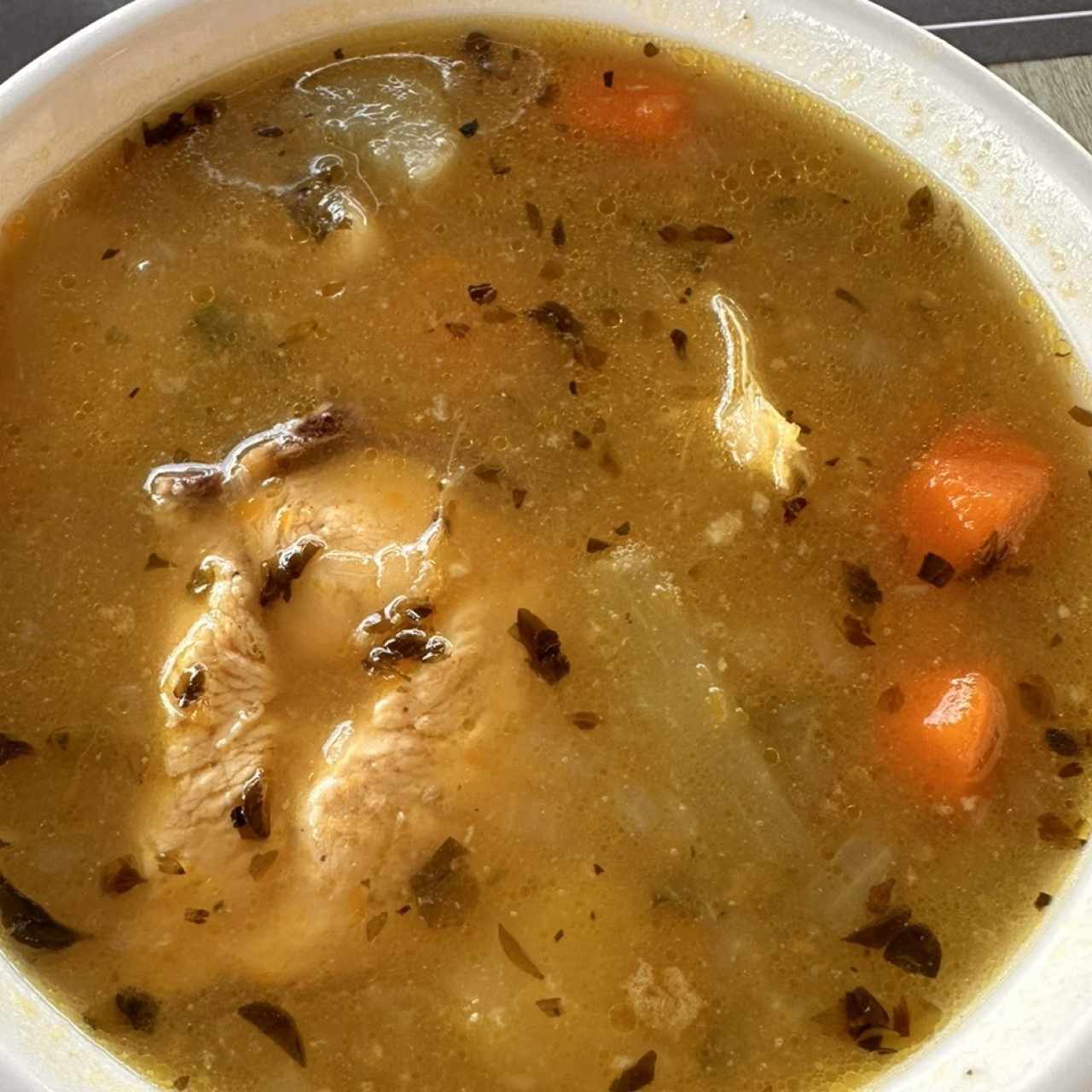 Sopa de pollo