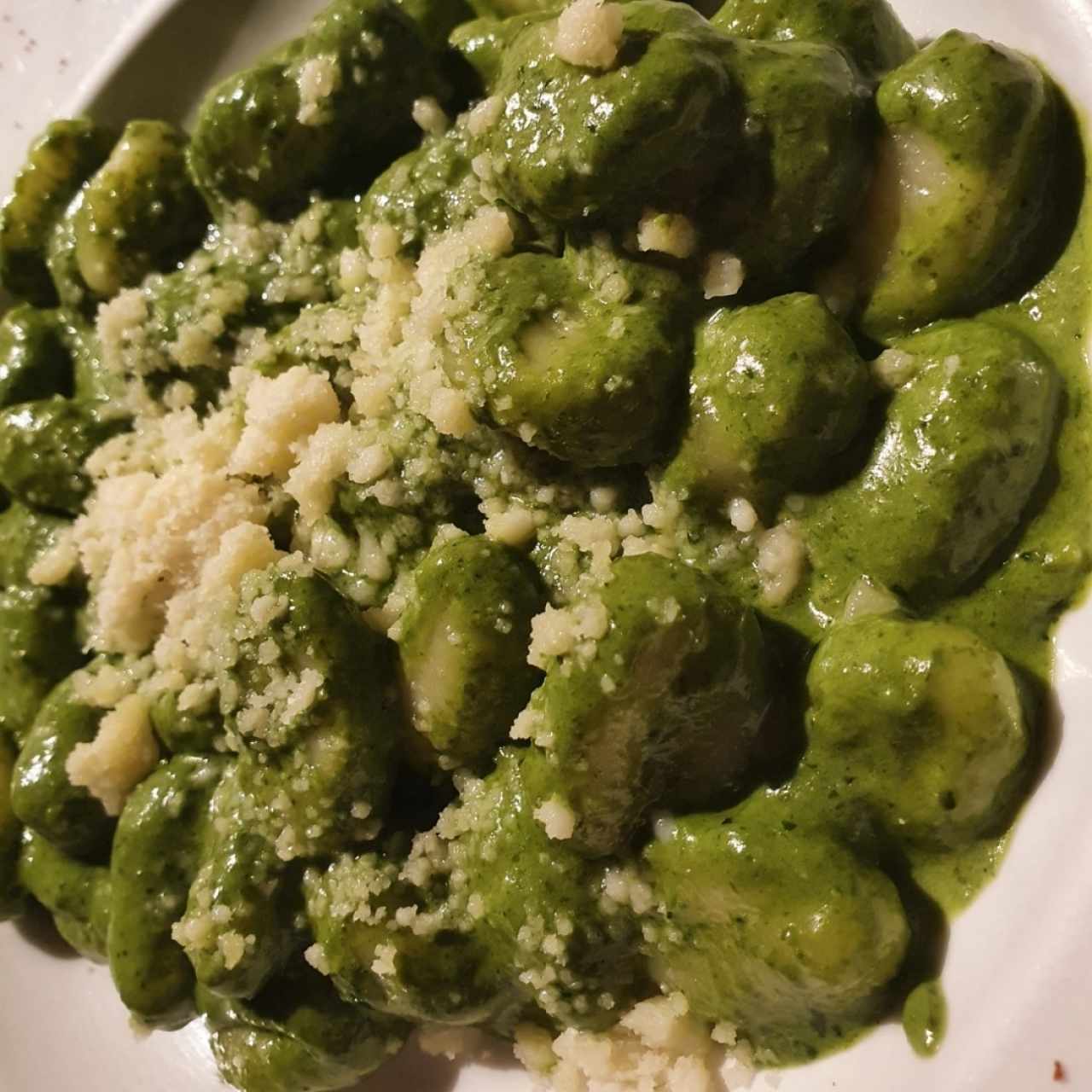 Gnocci al pesto