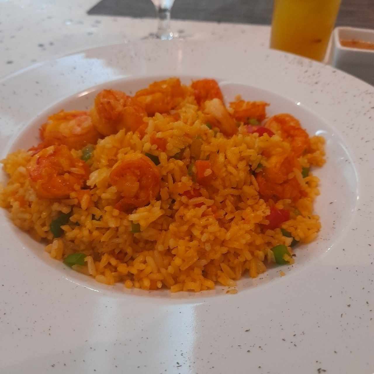 Camarones con Arroz al Wok