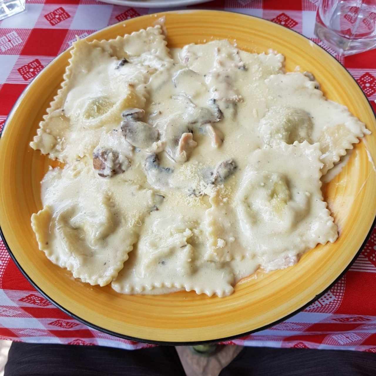 raviolis de ricotta con espinaca