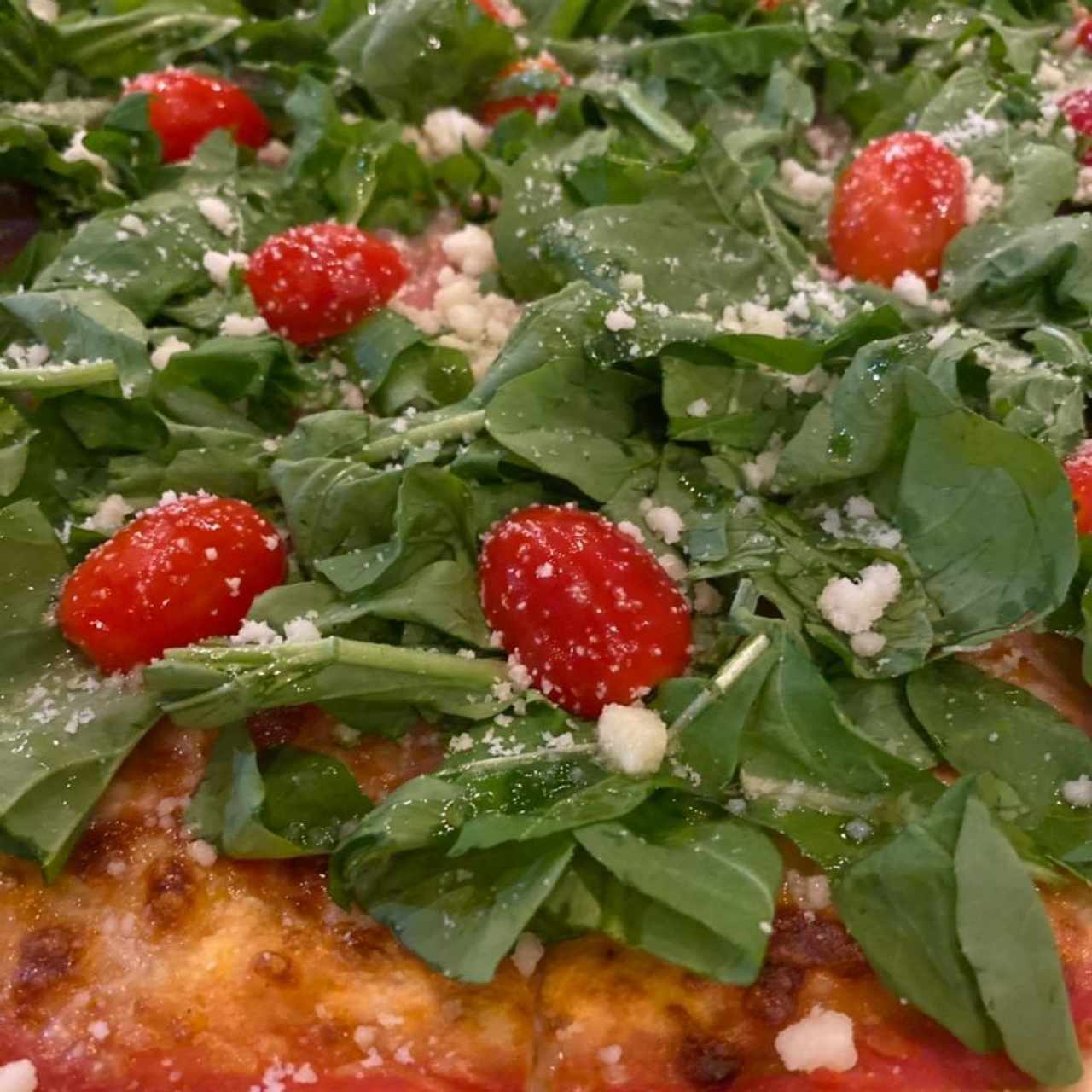 pizza con arugula exquisita !!! 