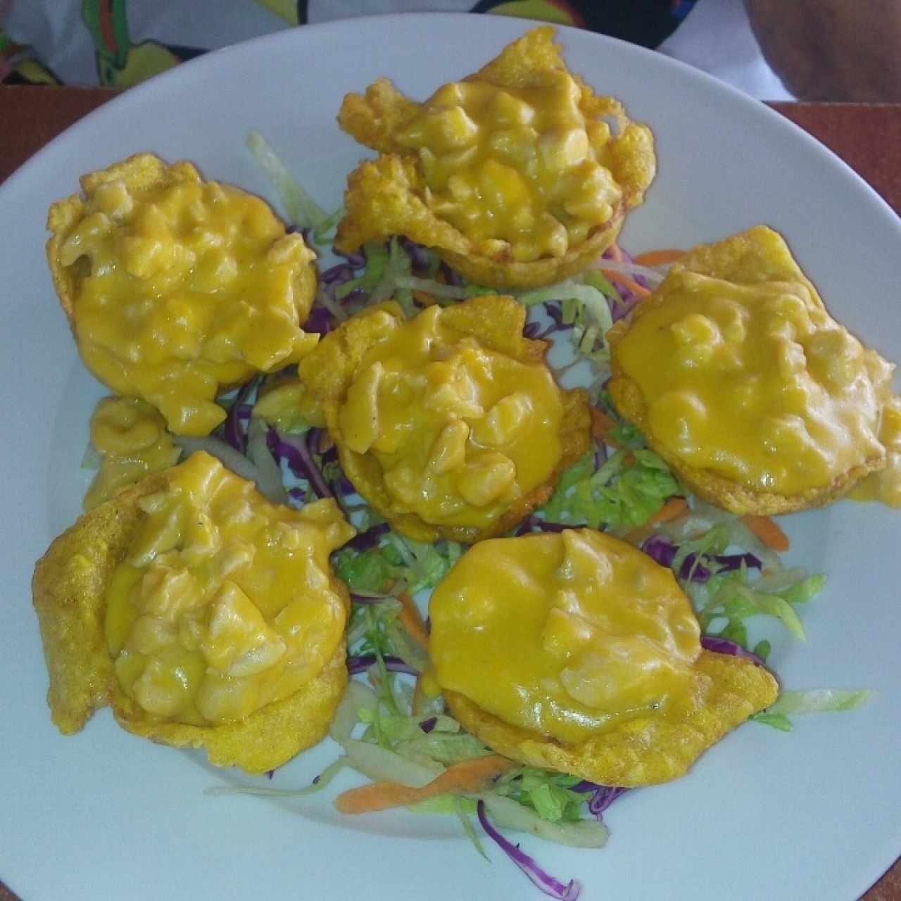 Canastas de patacón con pollo