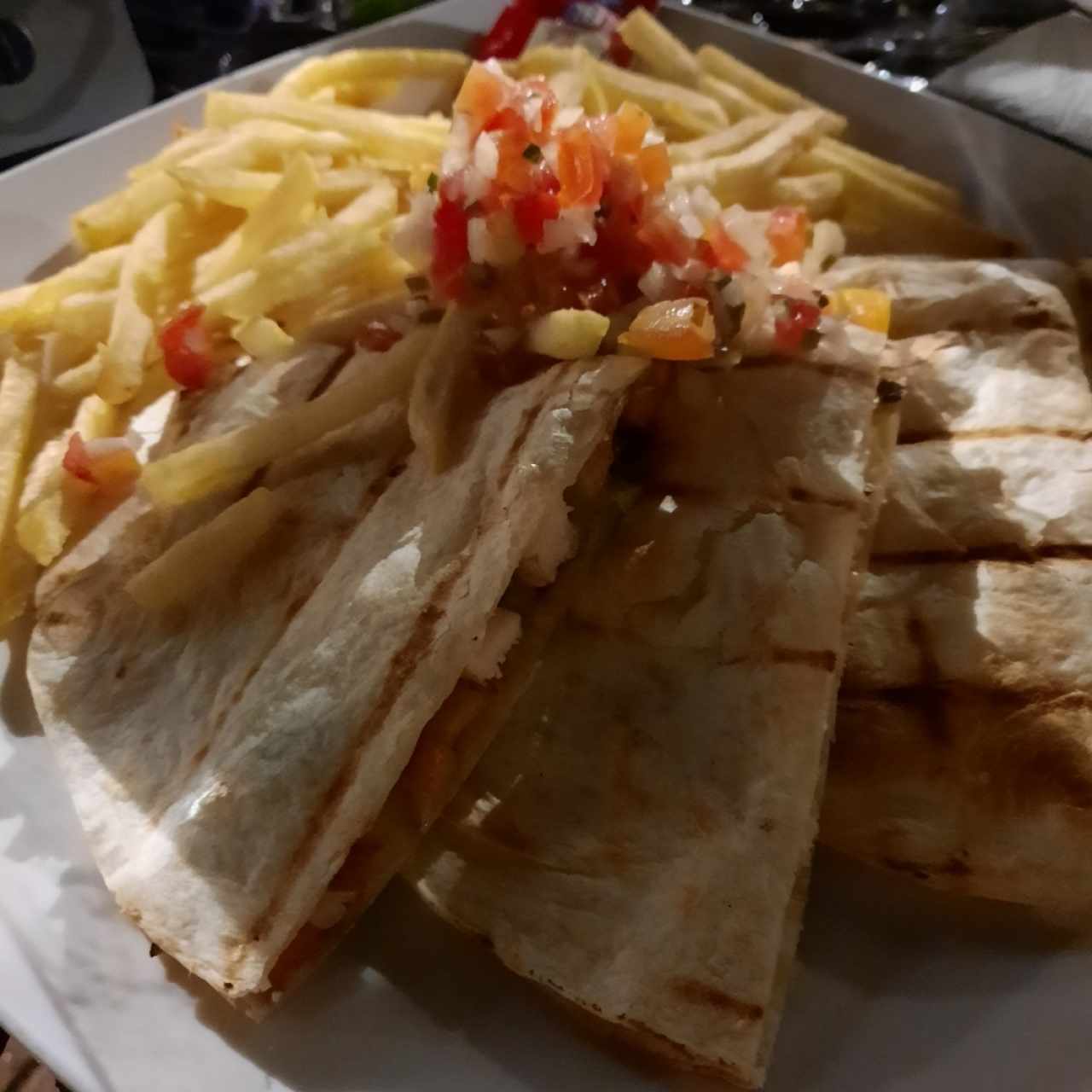 quesadillas de polll