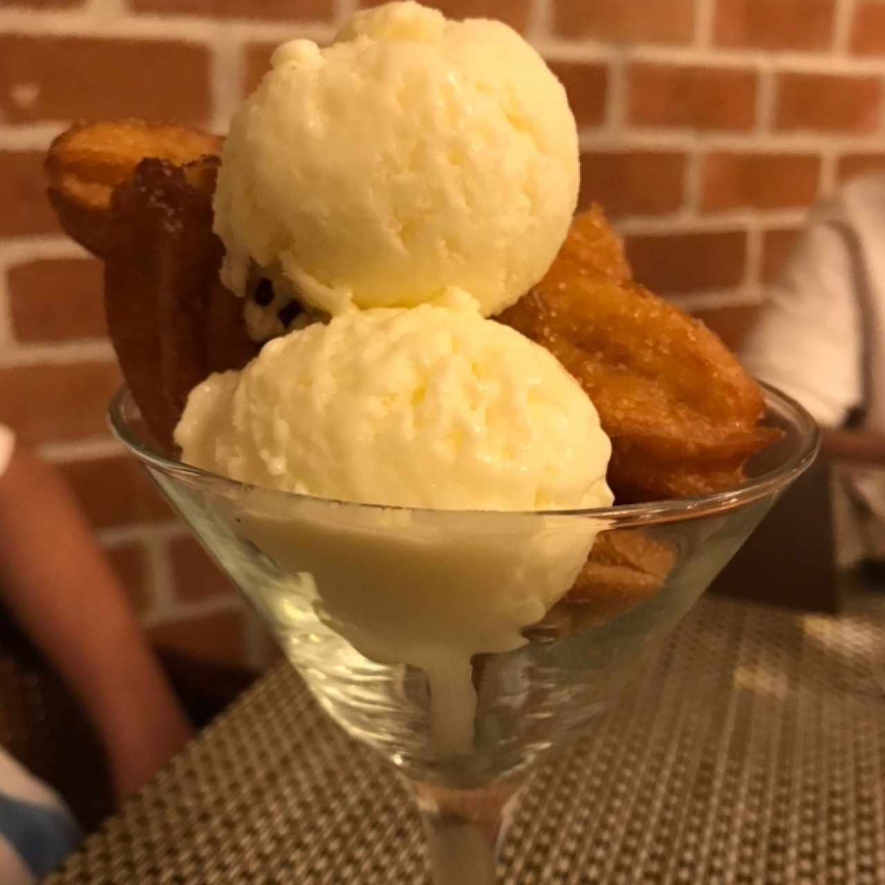 Churros con helado