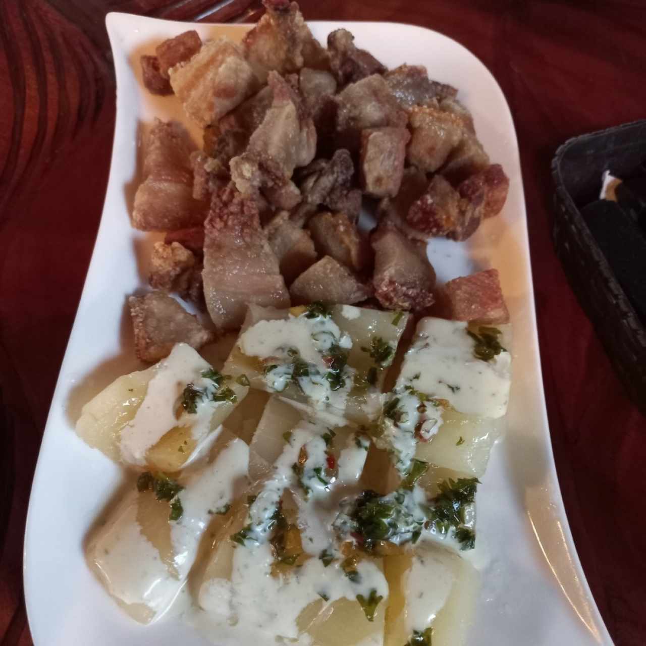 Puerquito con yuca