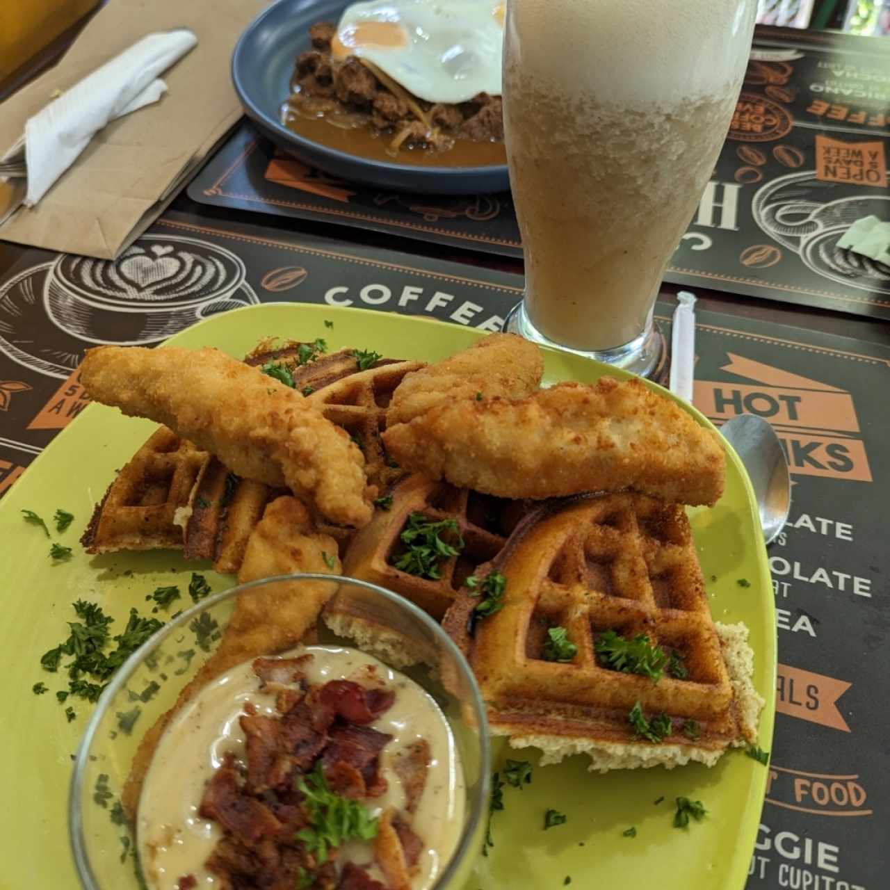 Waffles con Pollo 