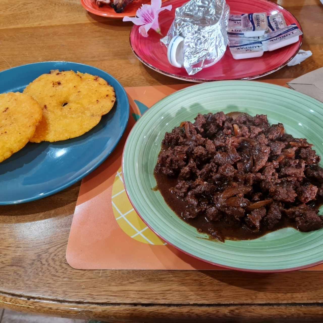 Bistec picado con tortillas