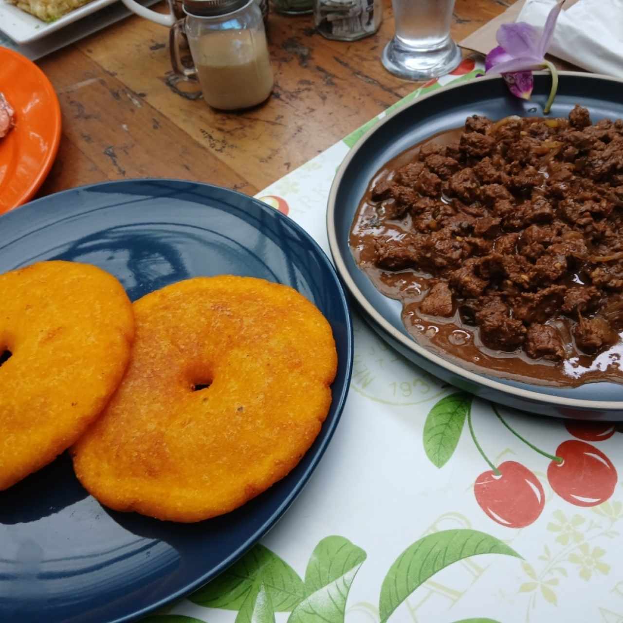 Bistec Con Tortillas