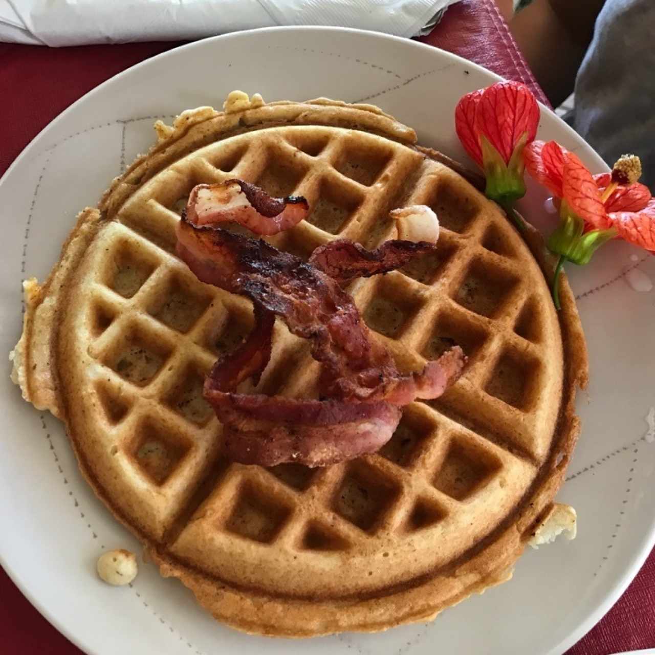 Wafles con extra Bacon 