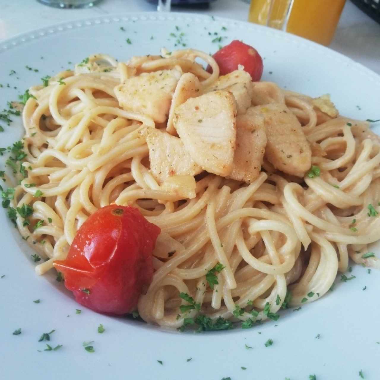 Pasta con salmon en salsa de Vodka