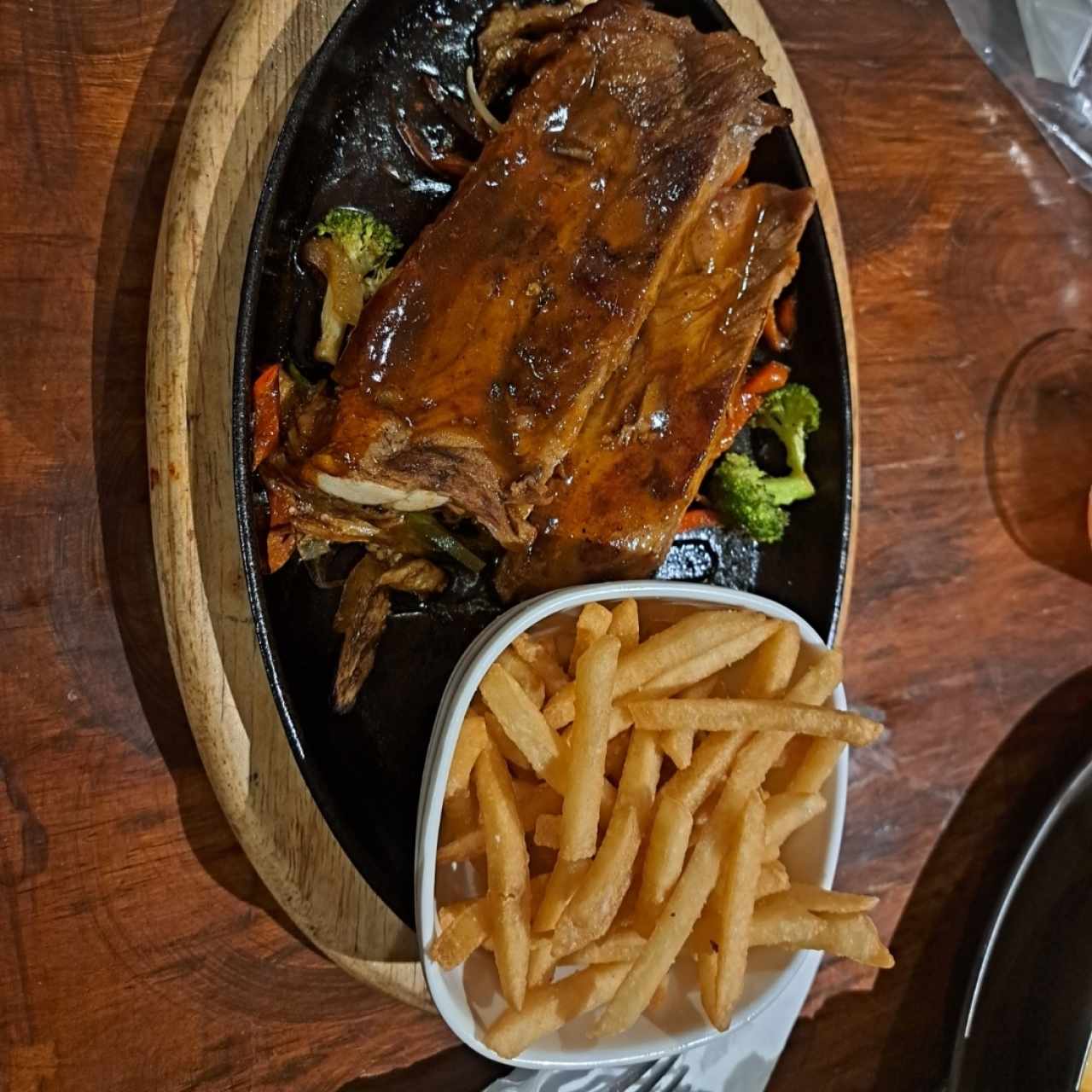 Futoi bbq ribs
