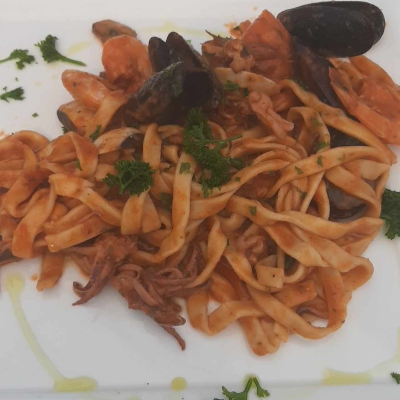 tagliatelli casero con mariscos