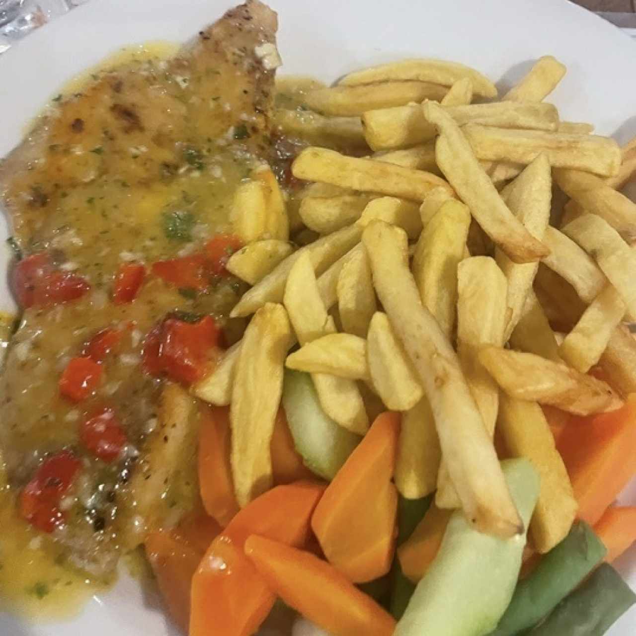 Pescado al ajillo