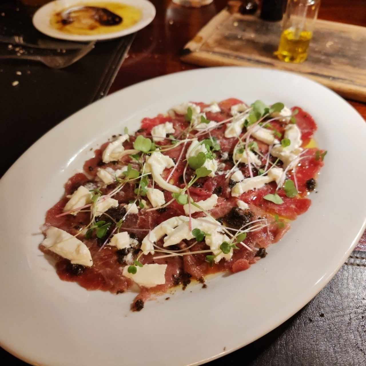 Antipasti carpaccio de res