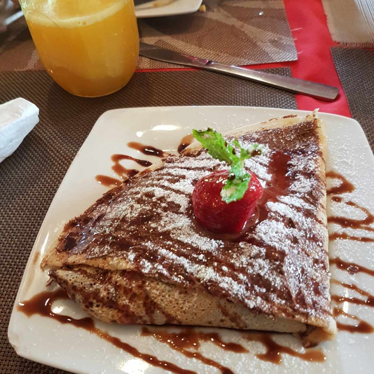 crepes de nutella y fresas