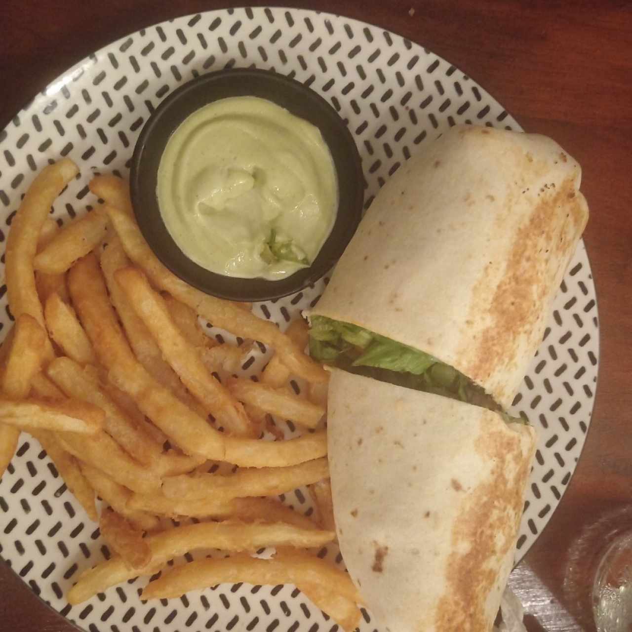 Wrap puerquillo con papas fritas