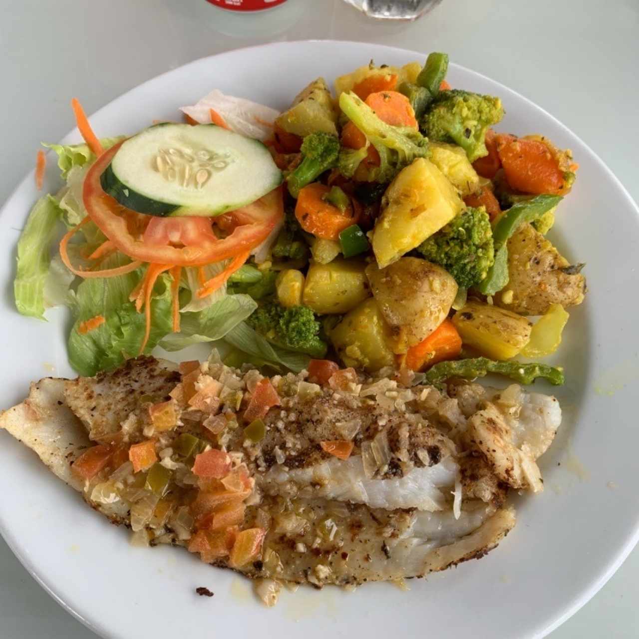 filete de pescado al ajillo