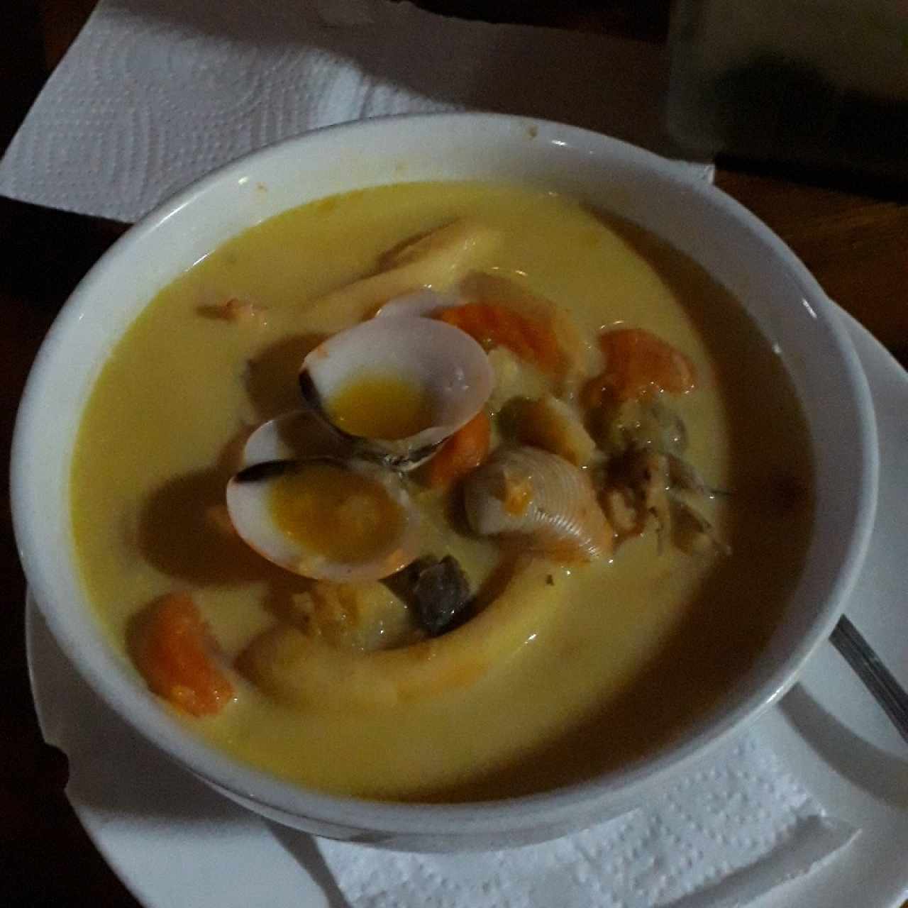 sopa de mariscos en leche