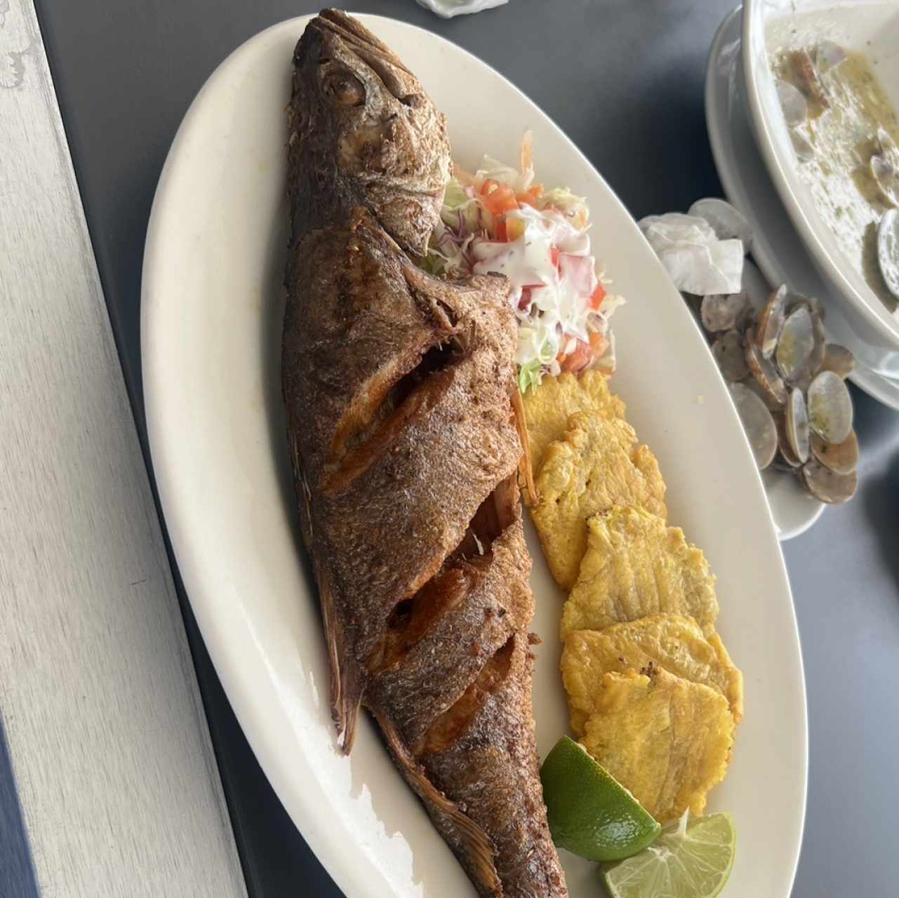 PESCADO ENTERO FRITO (según tamaño)