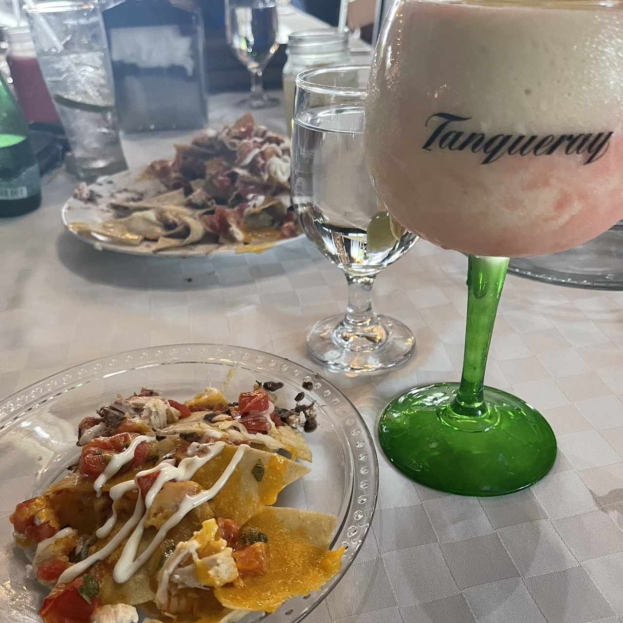 Nachos + Piña Colada 