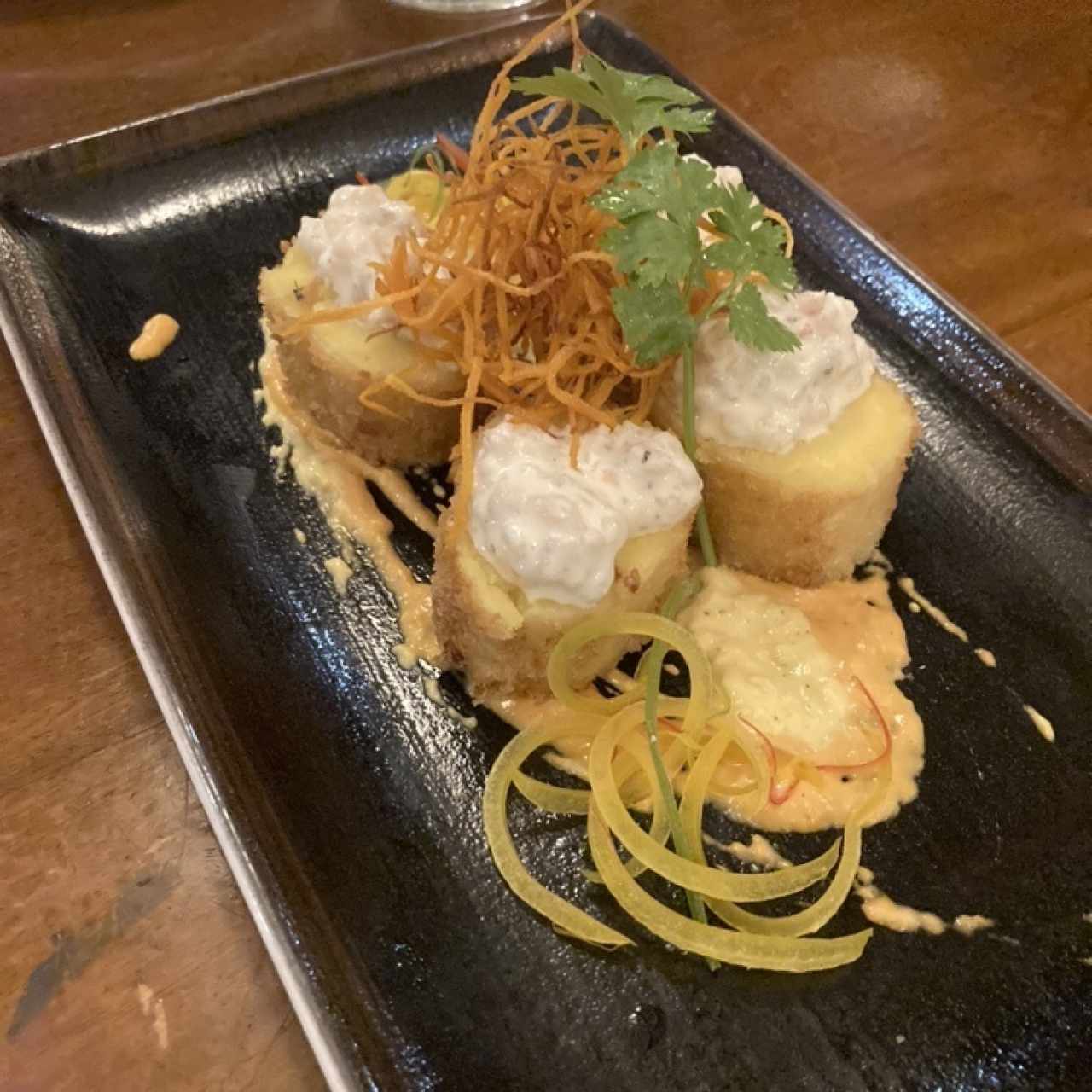 Causa estilo maki crocante