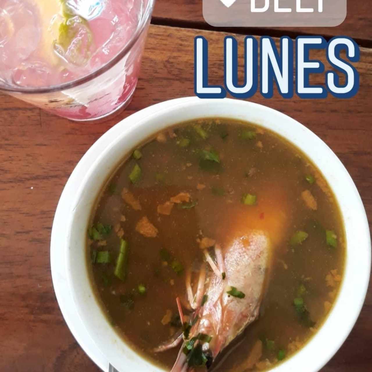 Sopa de Mariscos.