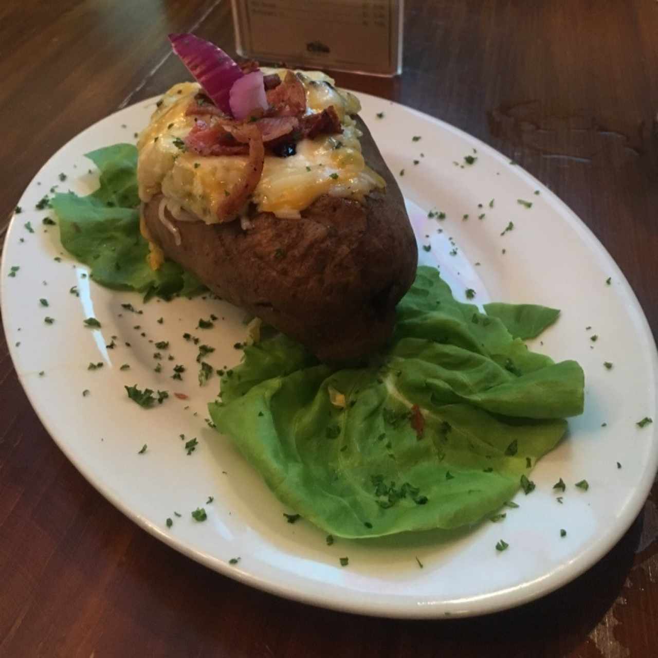 Papa rellena con Queso y Bacon