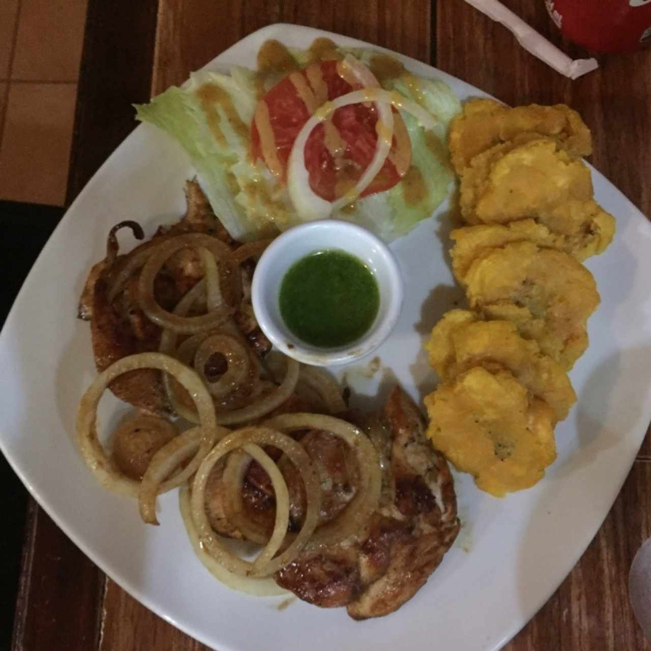 Filete de Pollo con Patacones