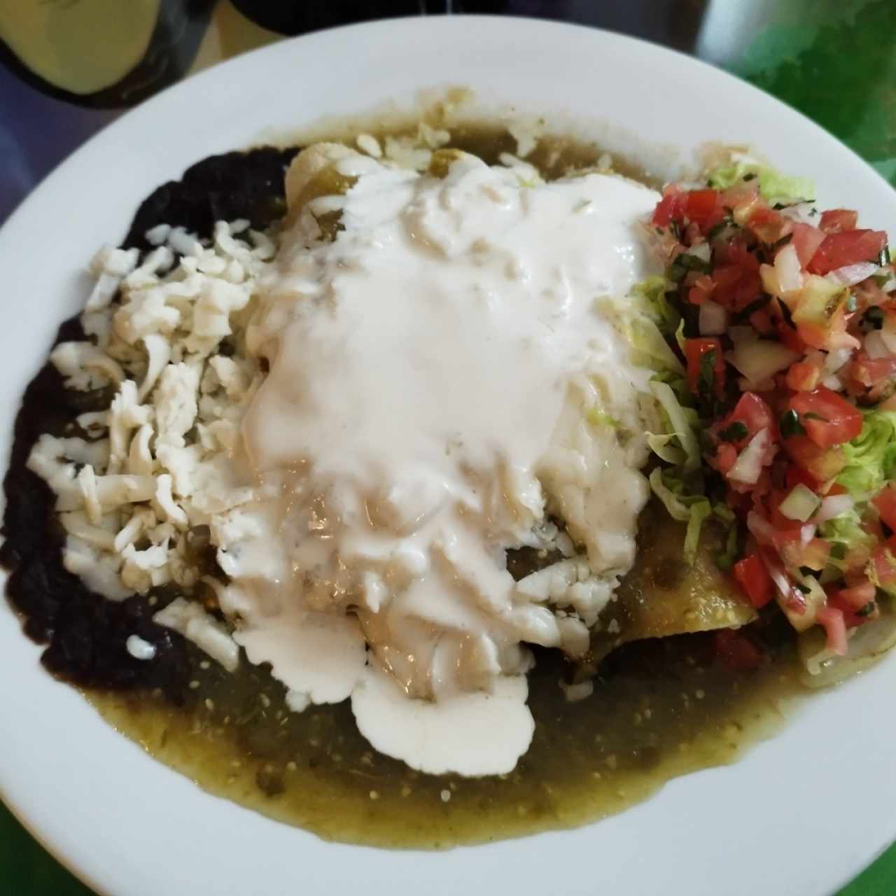 Enchiladas verdes de pollo