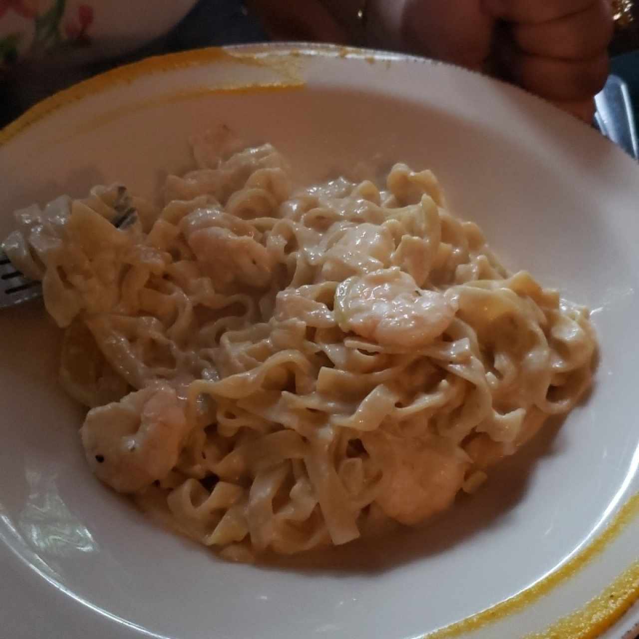 Fettuccini con camarones