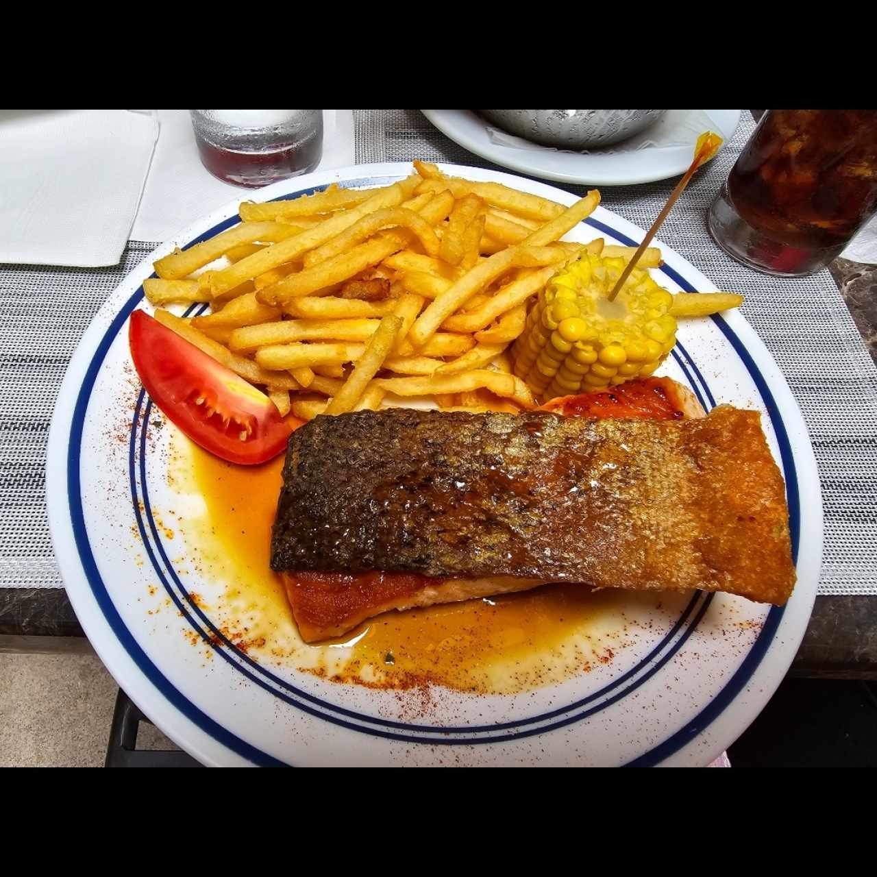 SALMÓN A LA PARRILLA