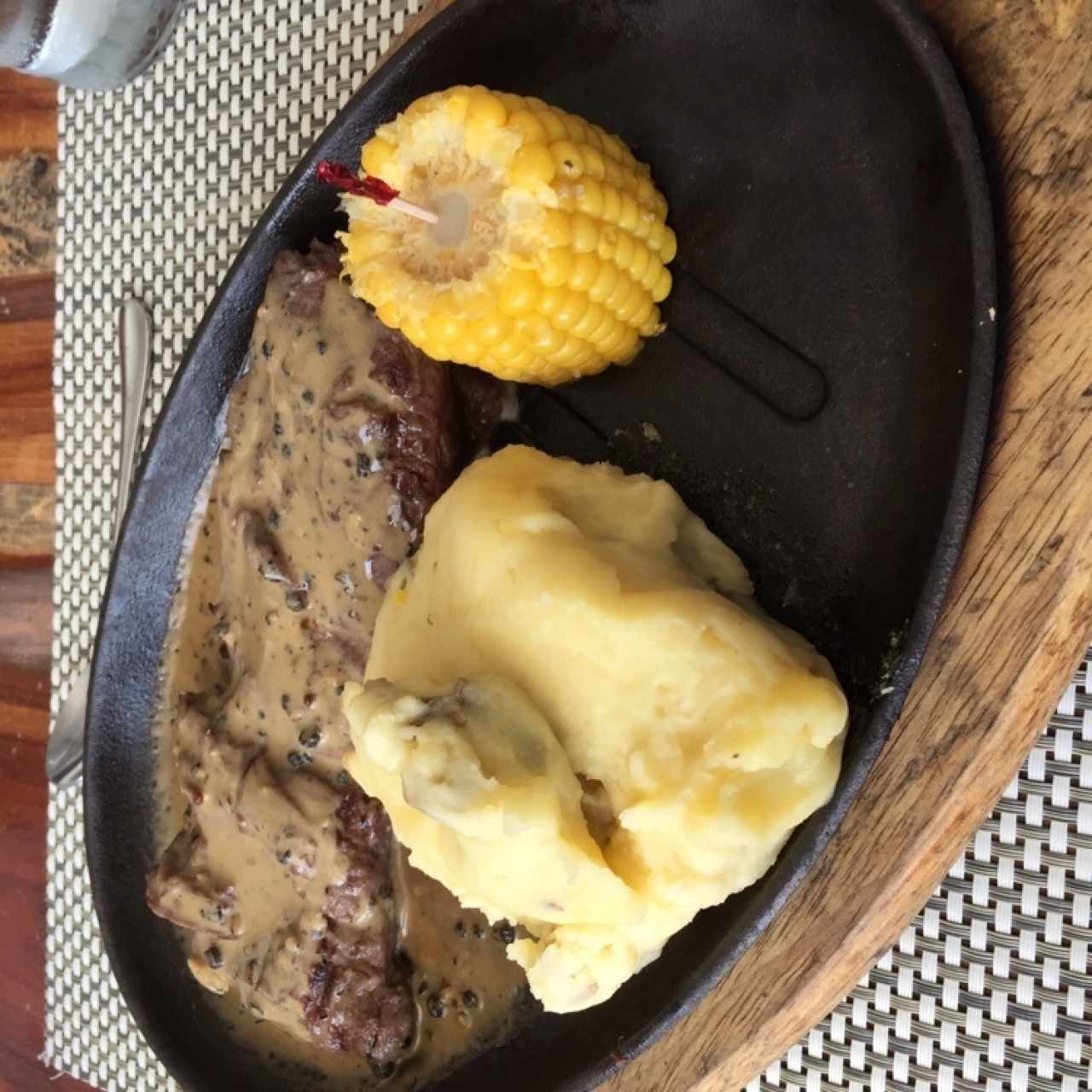 carne a la pimienta