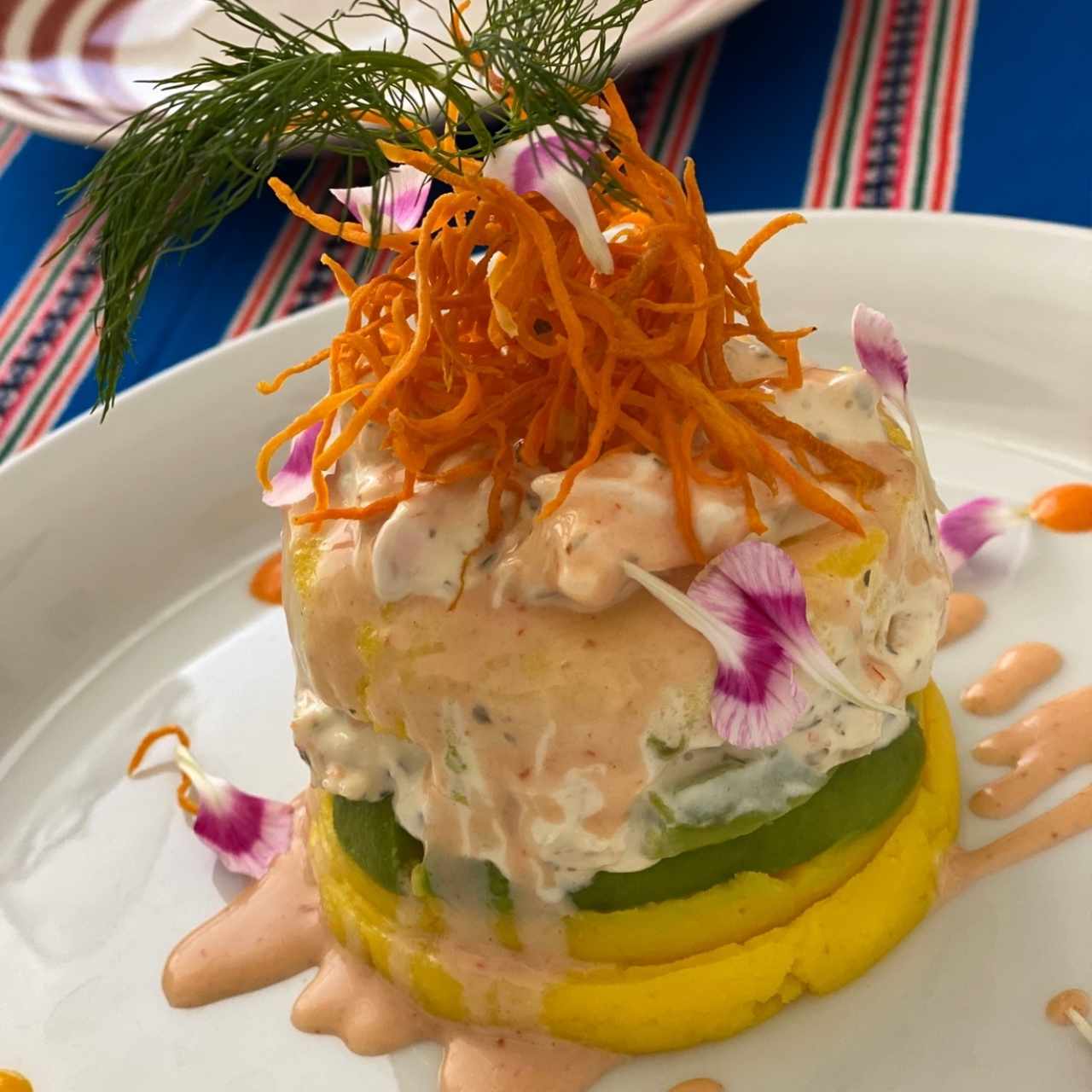 causa de camarones