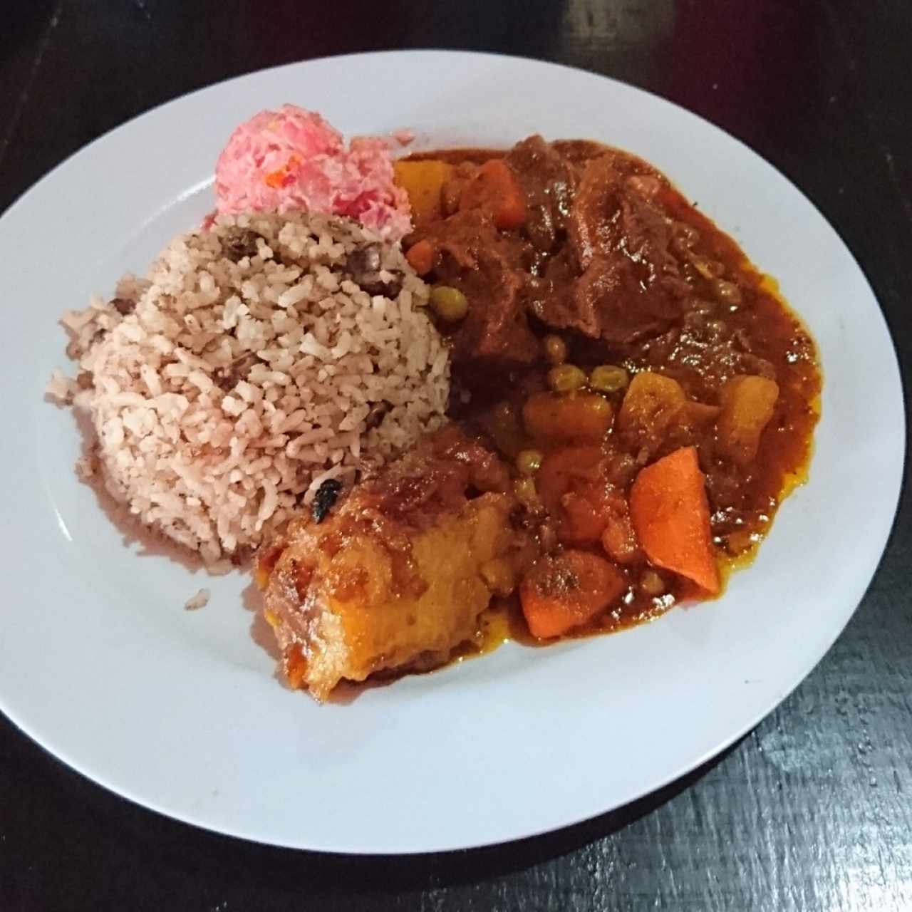 Almuerzo de carne asado 