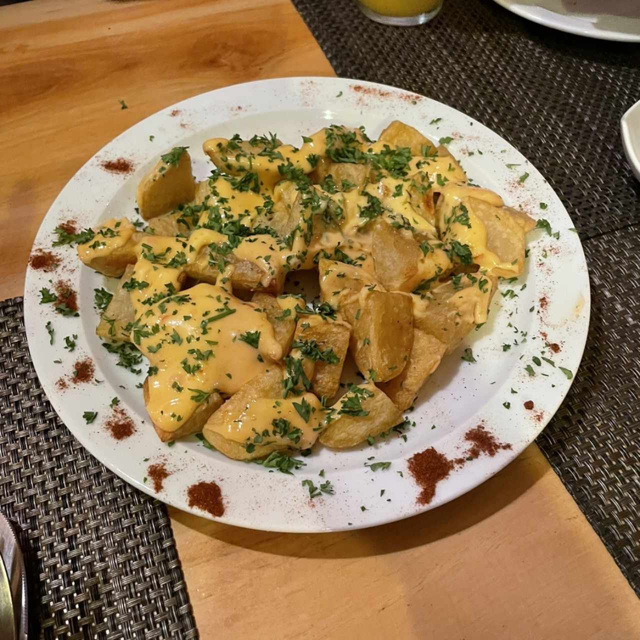 Patatas bravas