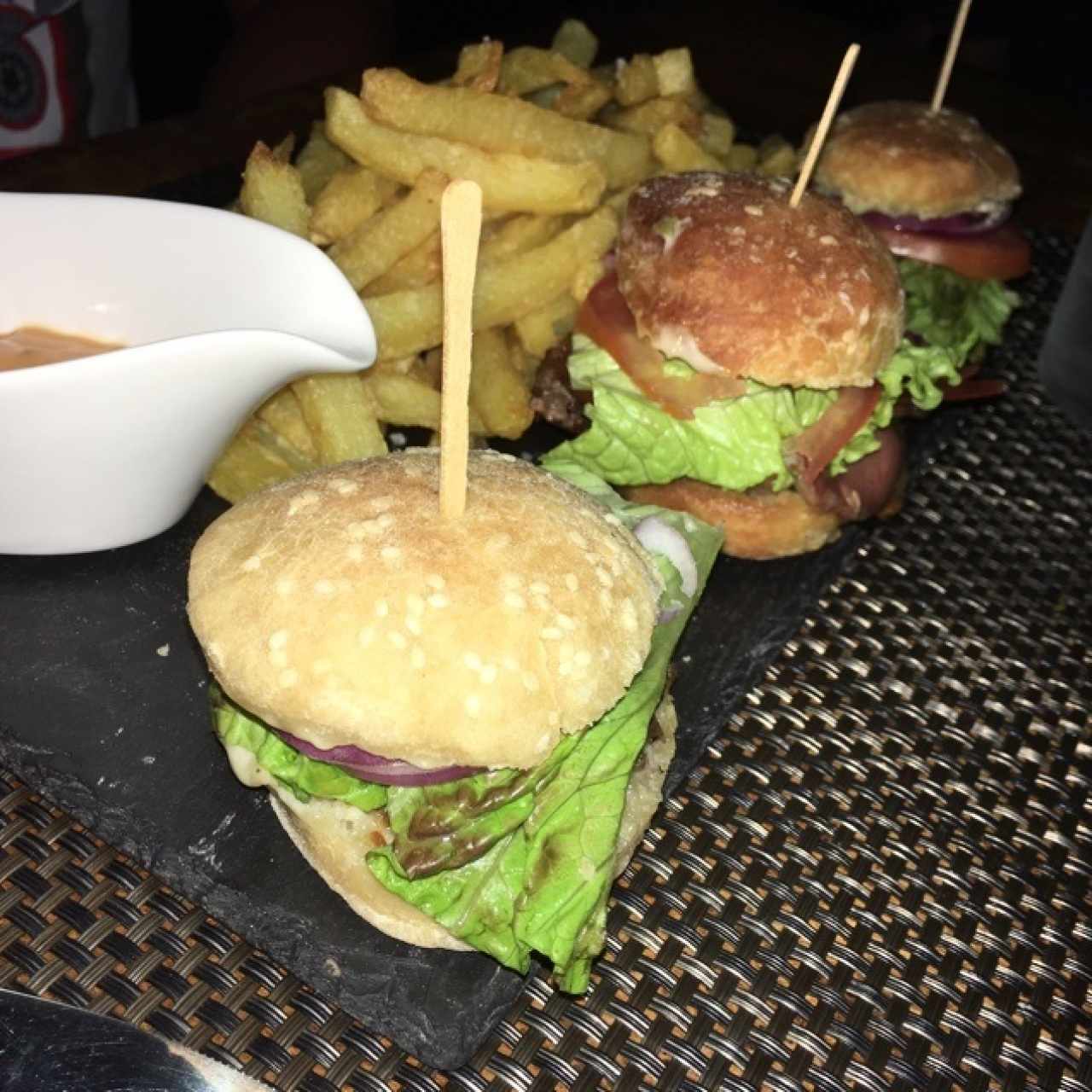 Trio de hamburguesas