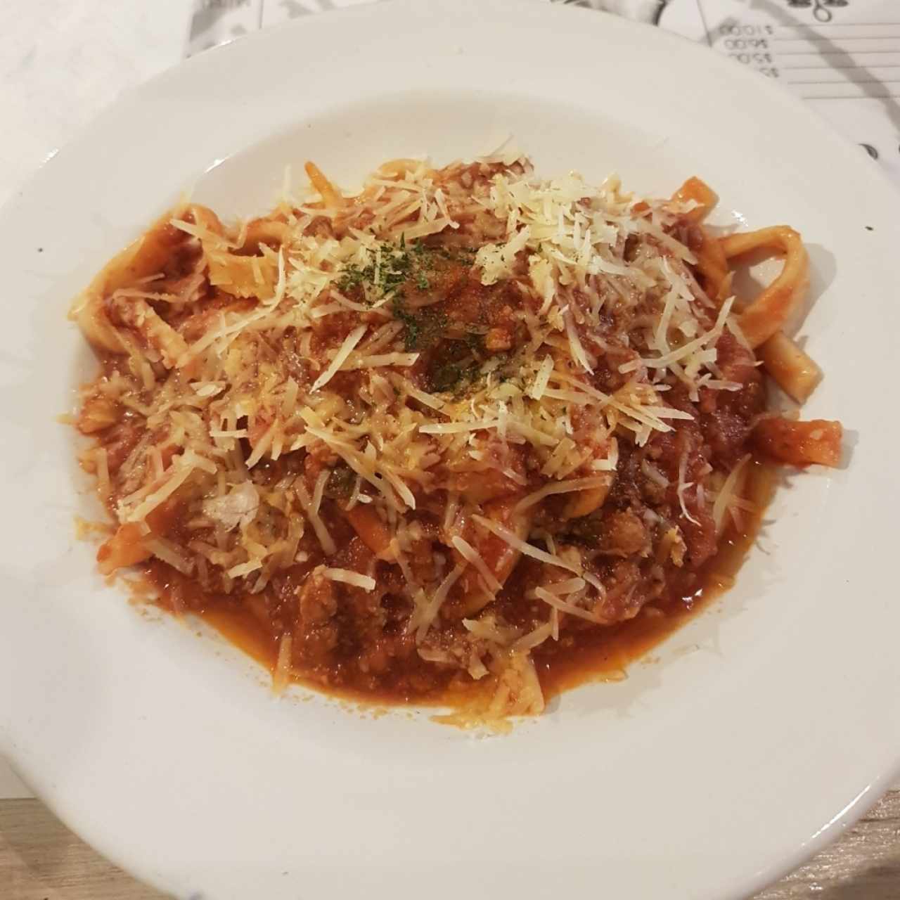 Pasta con salsa bolognesa