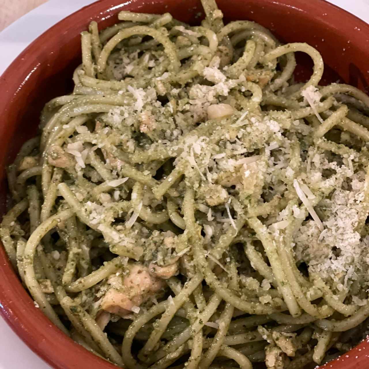 Spaghetti sl pesto con pollo