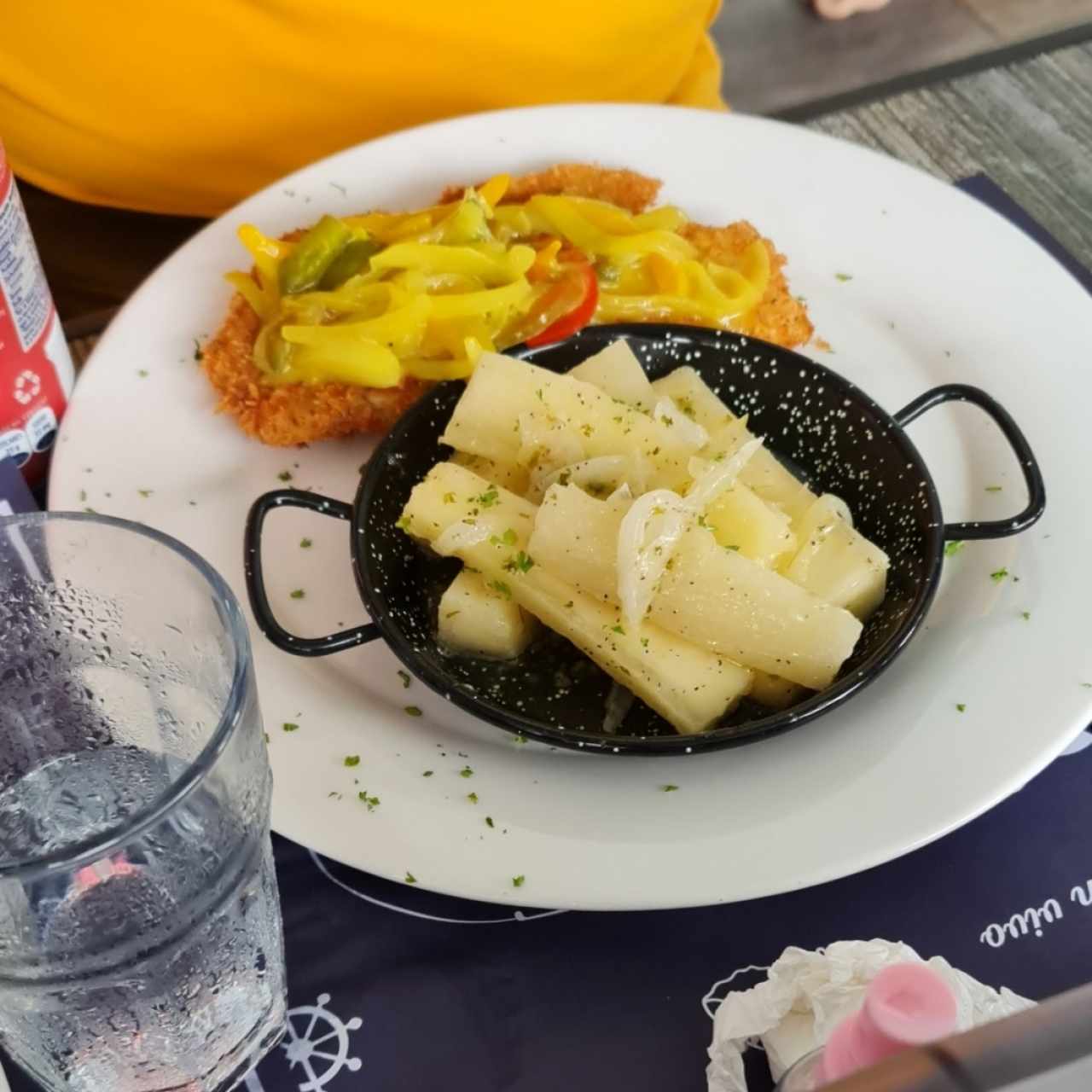 filete de pescado con yuca