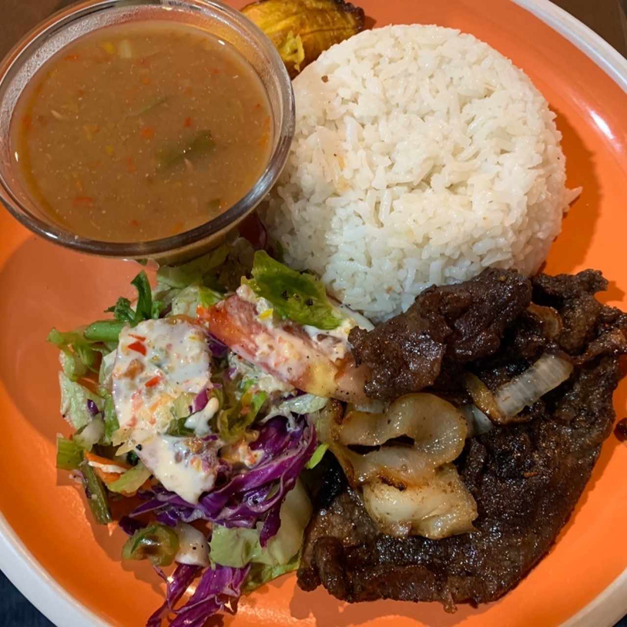 Bistec Encebollada