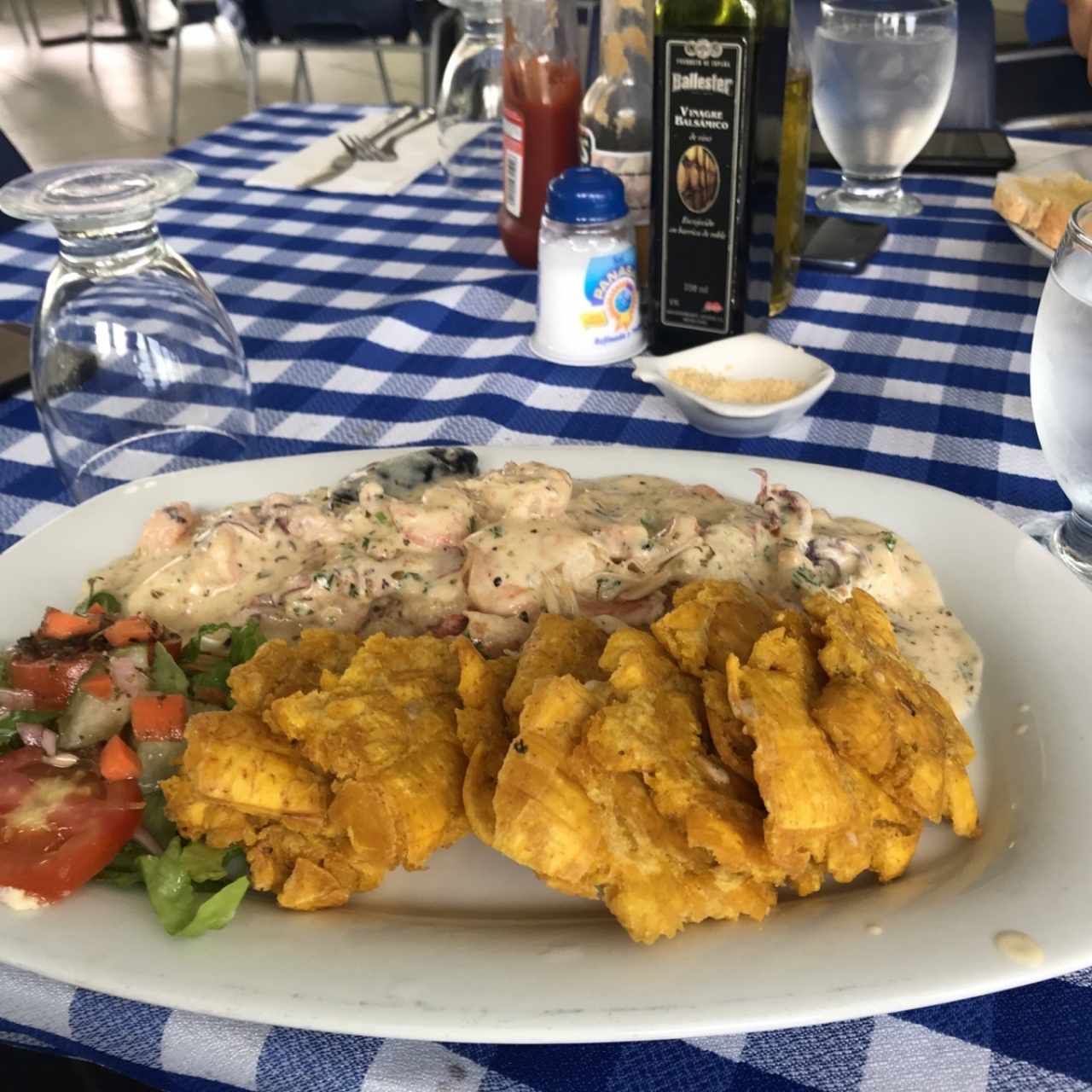 filete en salsa de mariscos