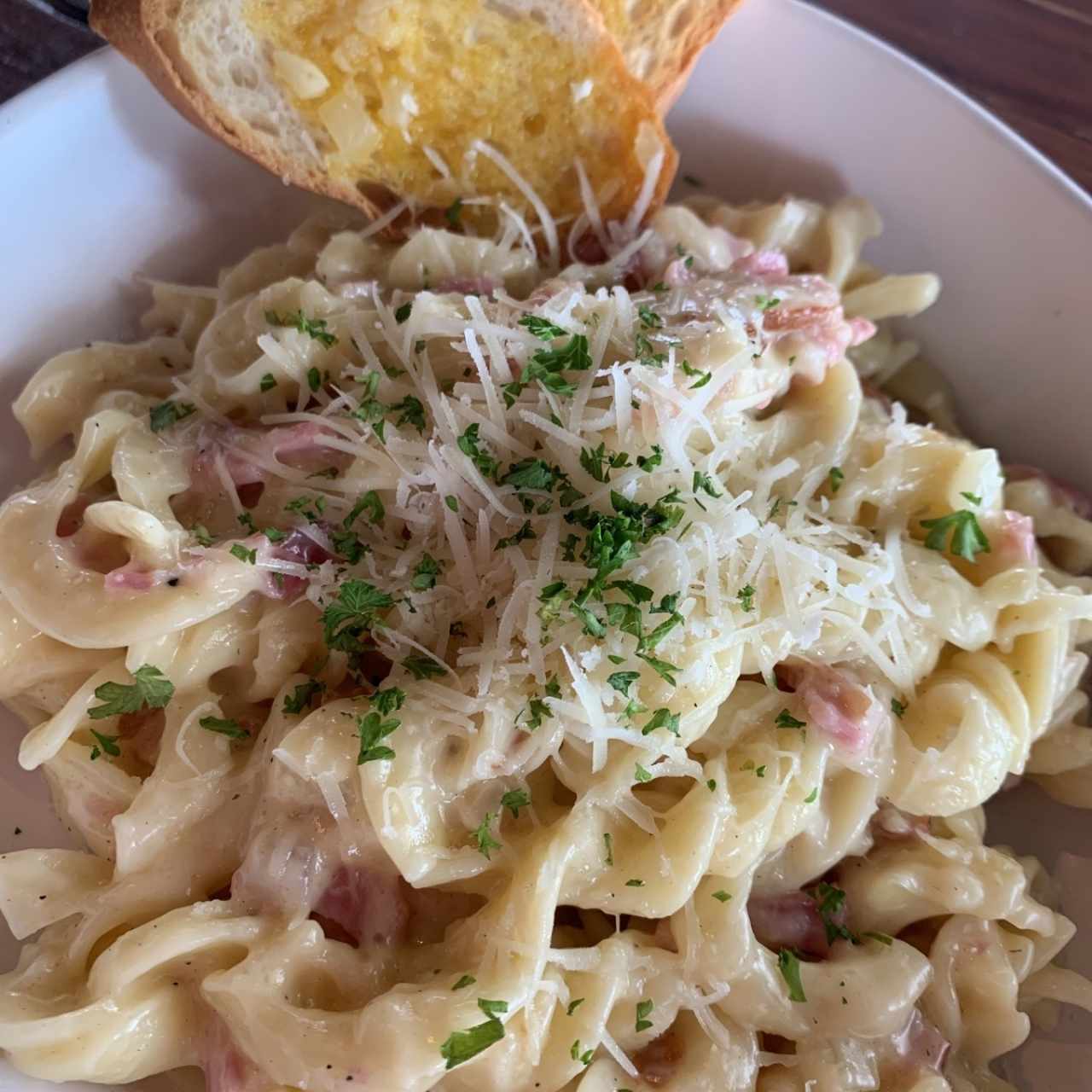 menú lunch pasta alfredo 