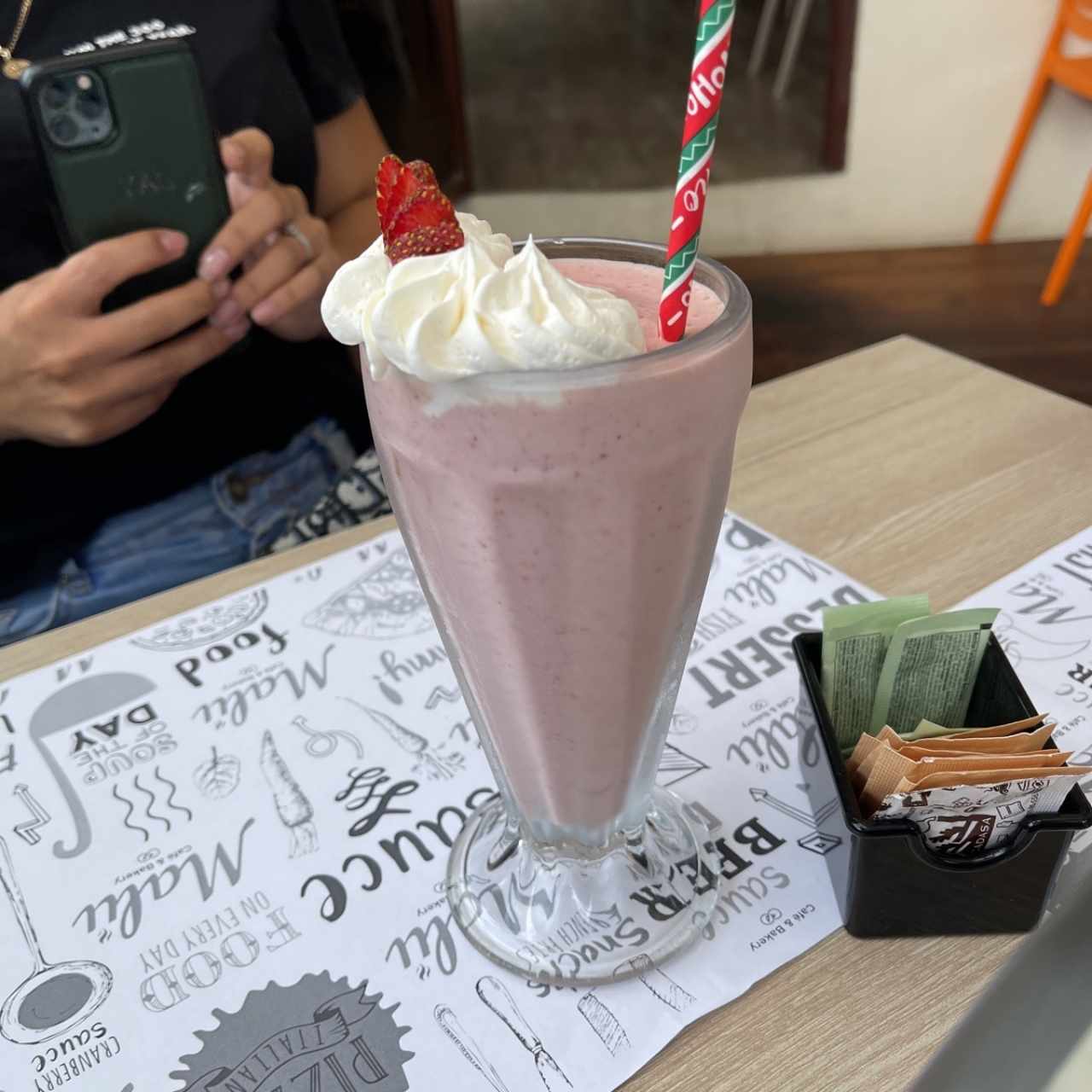 Strawberry milkshake 