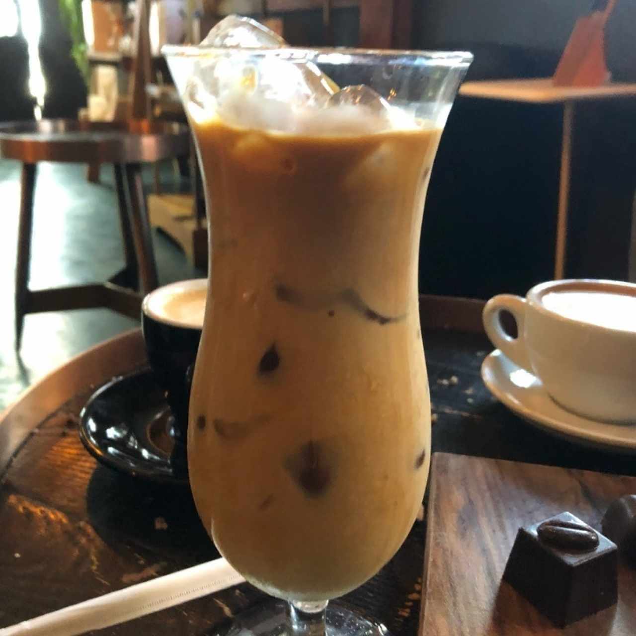 COLD BEVERAGES - Iced Latte