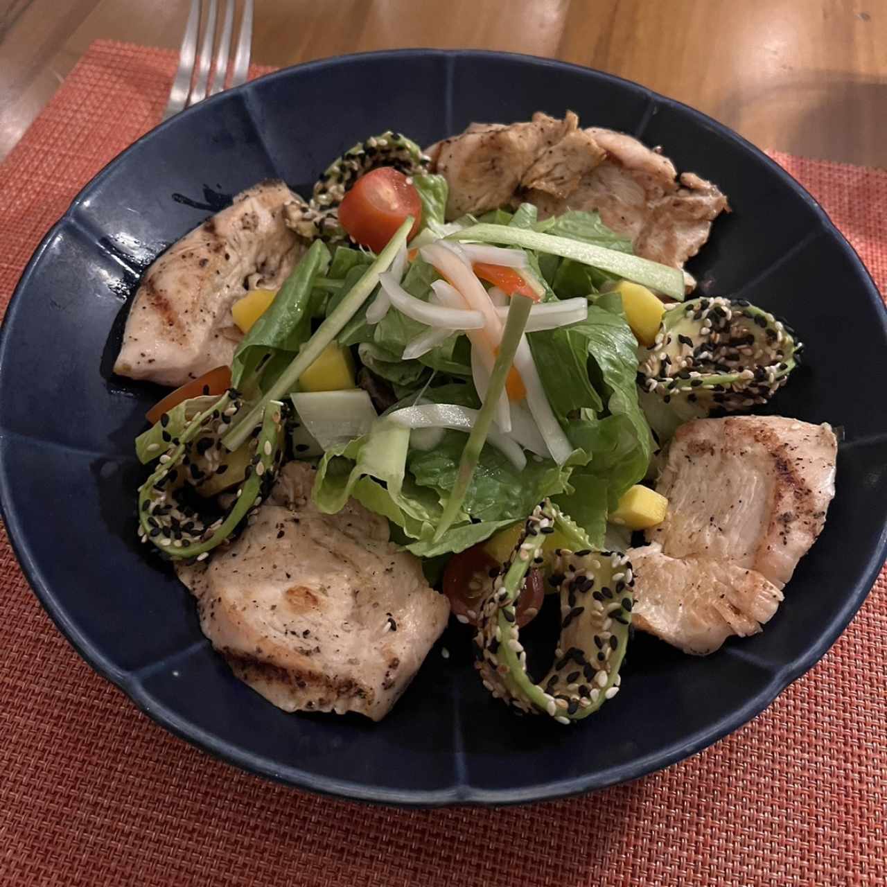 Ensalada Thai con pollo 