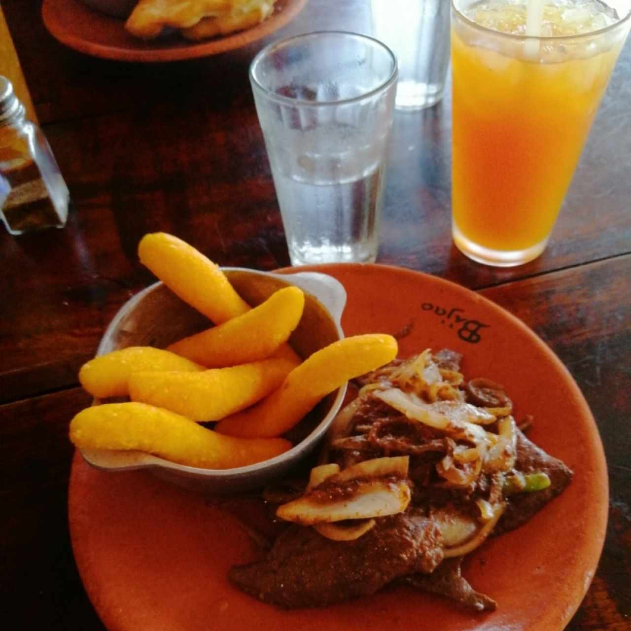 hígado encebollado 