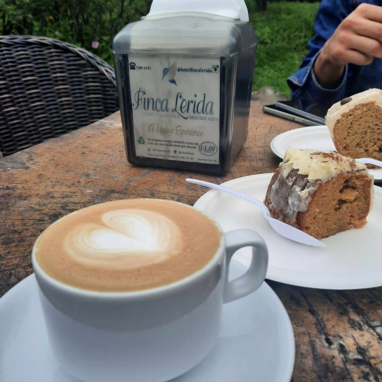 capuchino carrot cake coffee cake