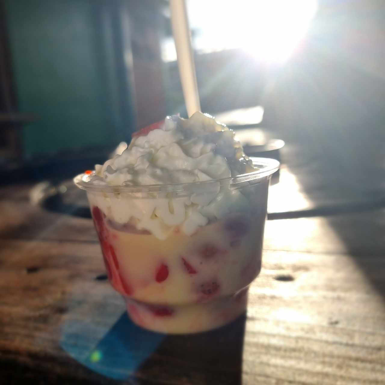 Fresas con Leche Condensada y Crema